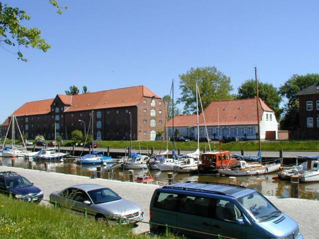 Idyllisches Reethaus Toenning Lägenhet Exteriör bild